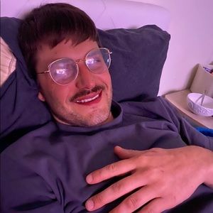 Meet your Posher, Jason